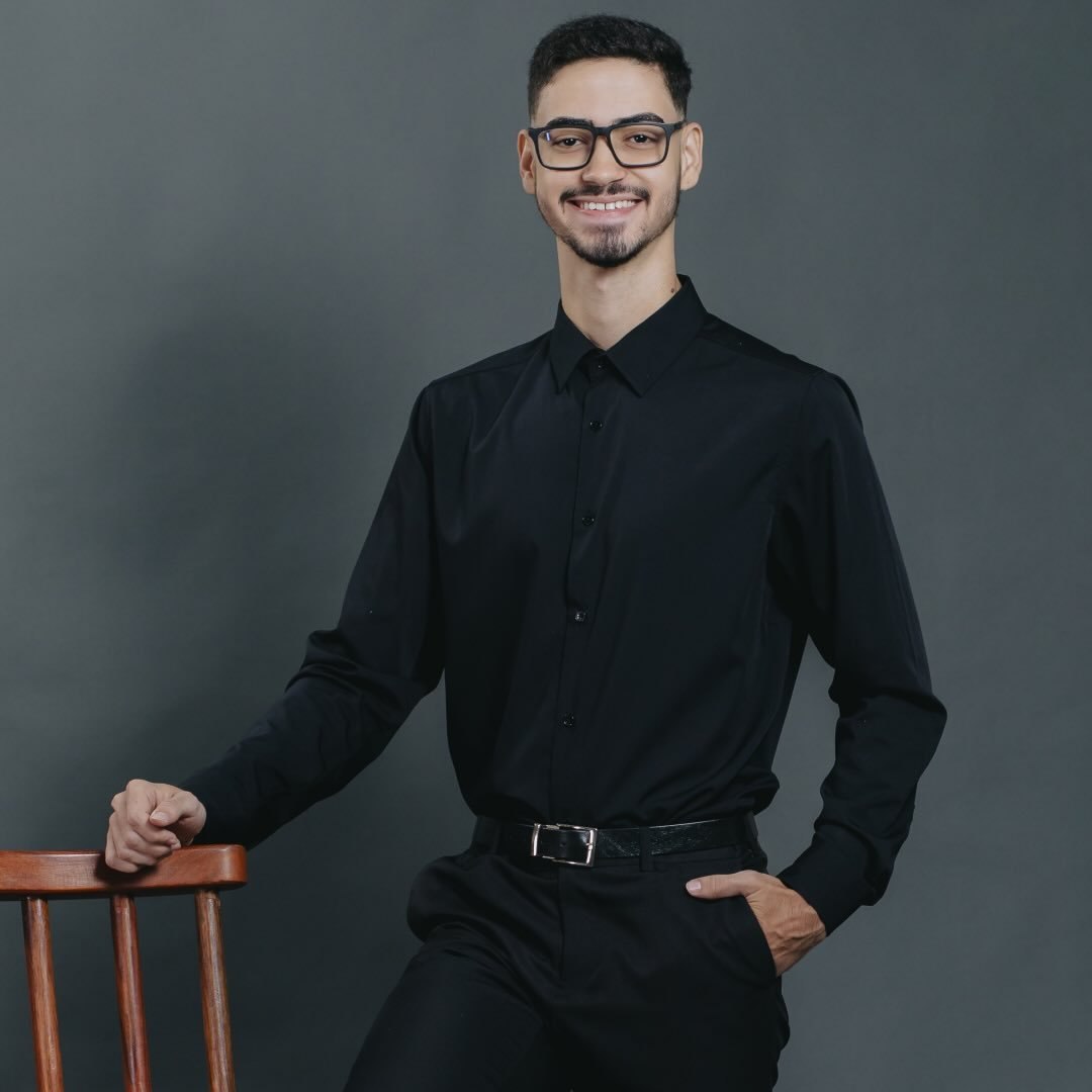 Dr. Gabriel Lima